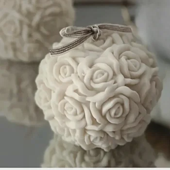 Vela decorativa "Bola de rosas"